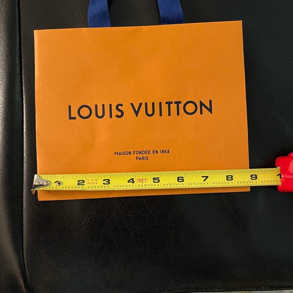 Louis Vuitton Bags and Small Boxes Authentic - Picture 3 of 11